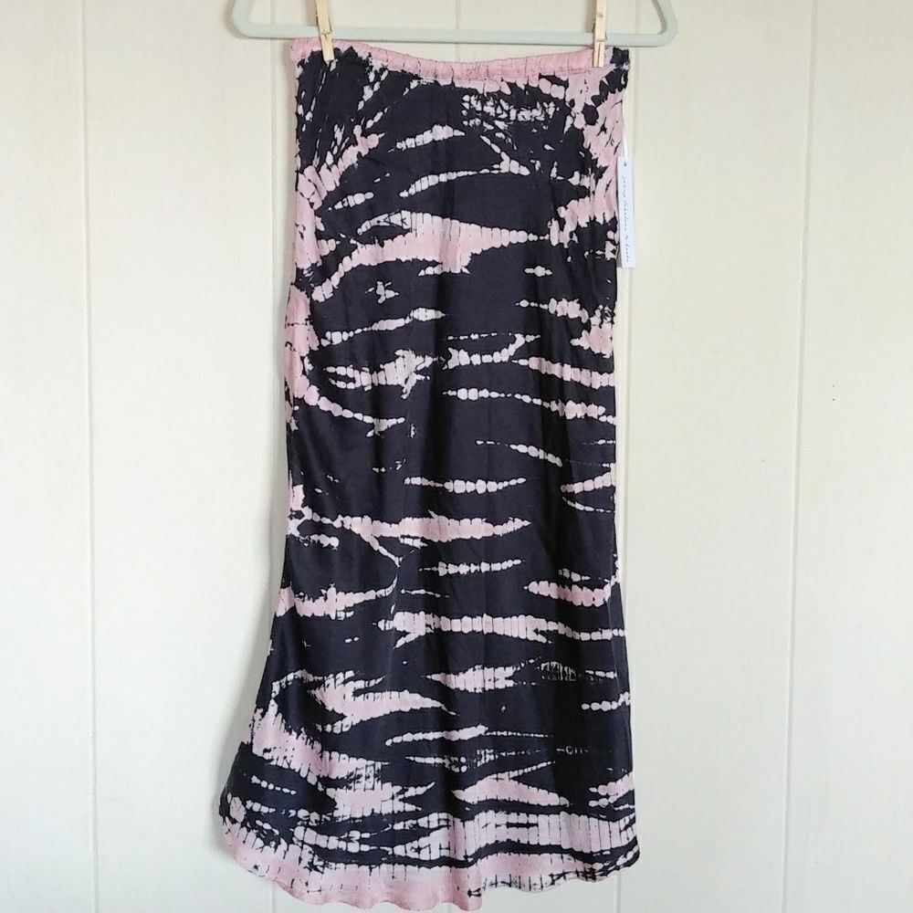 Young👧 Fabulous💃 & Broke💸 Felicity Skirt Size S